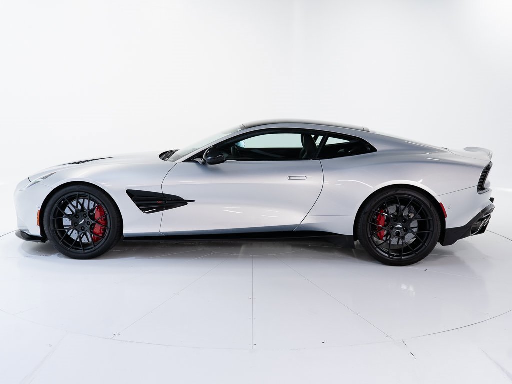 aston martin vanquish 2025 SCFUMCEV2SGJ60632 image aston martin vanquish 2025 SCFUMCEV2SGJ60632 image